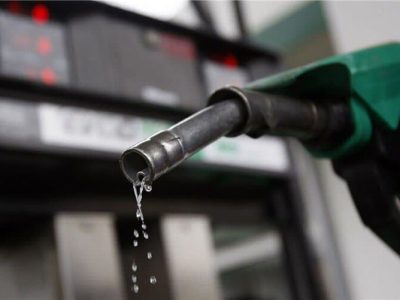 کاهش سهمیه بنزین نرخ دوم منطقی ترین پاسخ به جنگ سوخت